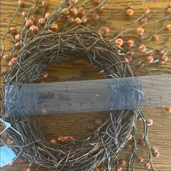 Faux Floral Orange and Brown Accent Wreath - Picture 9 of 9